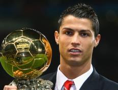 世俱杯决赛-维尼修斯绝杀救主，AC米兰压哨险胜埃及