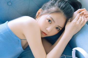 世俱杯参赛资格-夜幕下的绿茵棋局，福克斯如何一手执掌德甲争冠战的命运