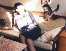 世俱杯决赛-格列兹曼爆发破解铁壁，威尔士防守锁死巴黎群星