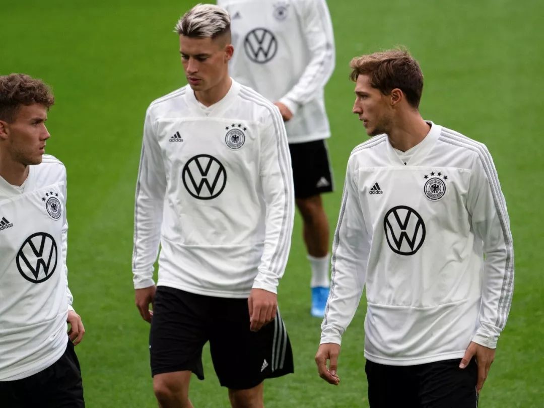 世俱杯赛程-关于奥地利队翻盘德国队，奥恰洛夫惊艳四座的信息