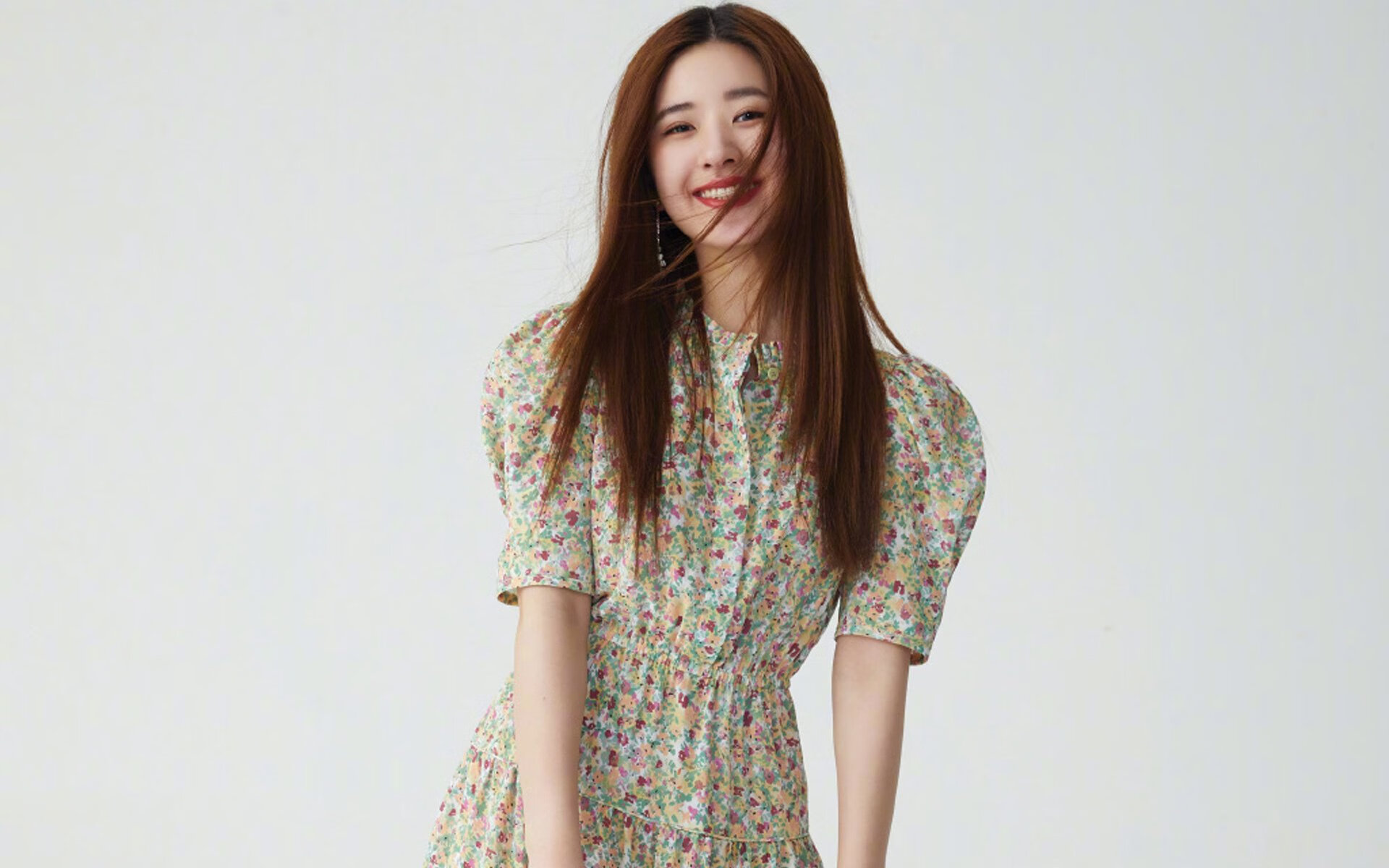 世俱杯直播-加拿大对阵哥斯达黎加，李刚仁的闪耀时刻，一场比赛的焦点蜕变